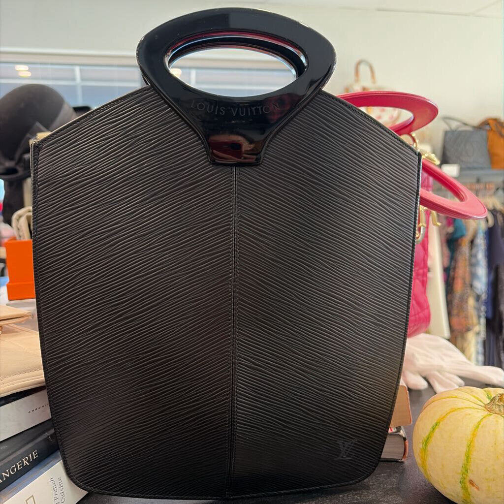 Black noctambule bag w oval clutch + lined/textured bag